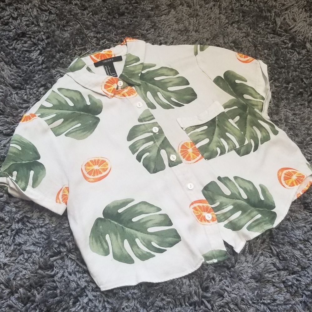 🌴Button-up Crop Top🌴